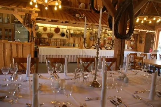 Neumaiers Hirsch -Gasthof Und Landhotel Weißenhorn 3*,  Duitsland